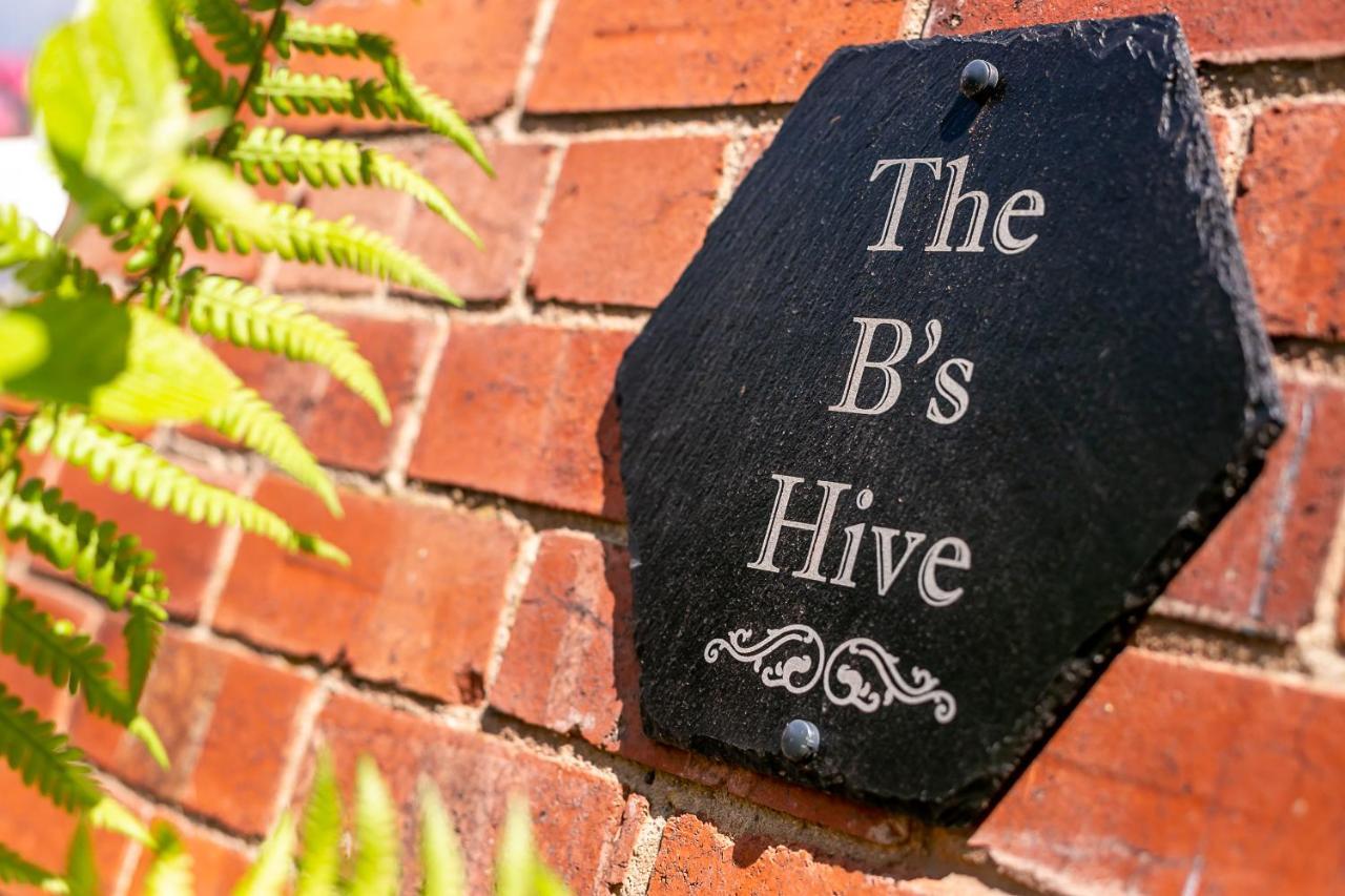 The Bs Hive, Modern, Stylish, 2 Bedroom House, In Harrogate Centre Exterior photo